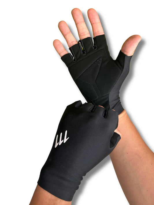 GUANTES NEGROS CORTOS