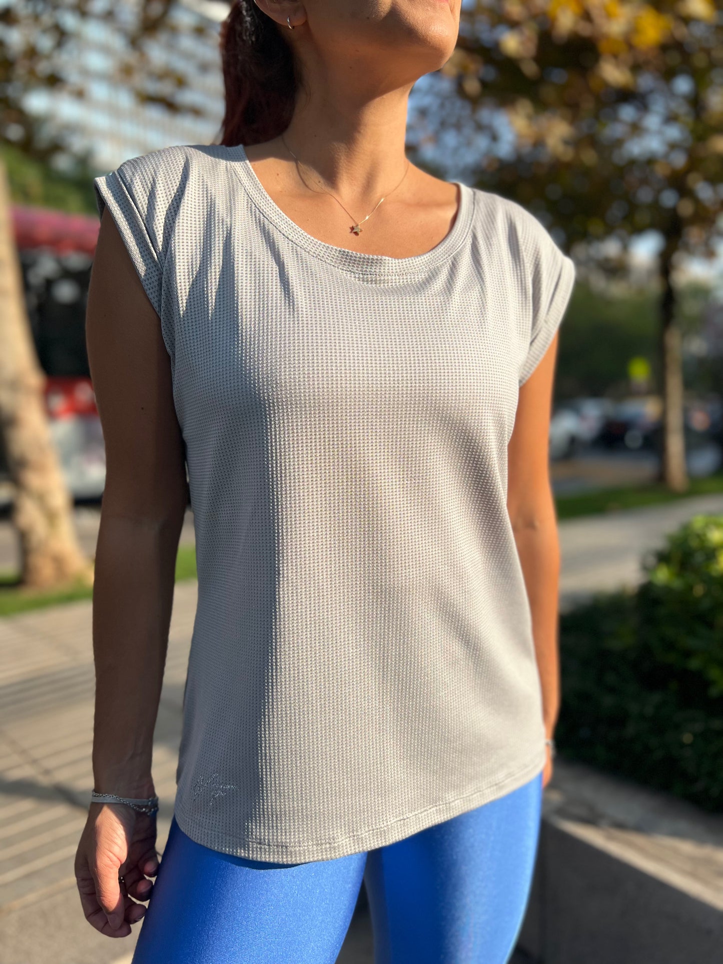 POLERA FEEL FREE LIGTH GREY